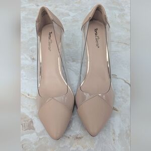 Torta Caliente Nude Heels Woman's Size 8